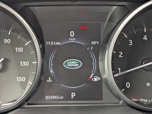 Used 2017 Land Rover Range Rover Evoque SE Premium image 11