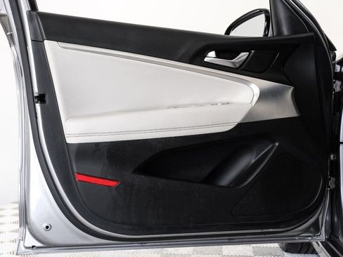 Used 2024 Genesis G70 2.5T RWD image 49