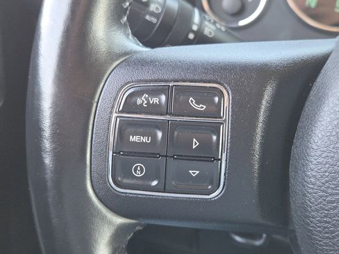 Used 2012 Jeep Wrangler Sahara w/ Connectivity Group image 15