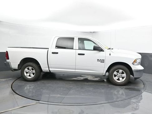 Used 2022 RAM 1500 Classic SLT w/ Protection Group AWD/4WD image 3