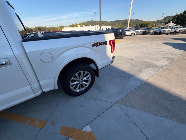 Used 2015 Ford F150 King Ranch w/ Equipment Group 601A Luxury AWD/4WD image 9
