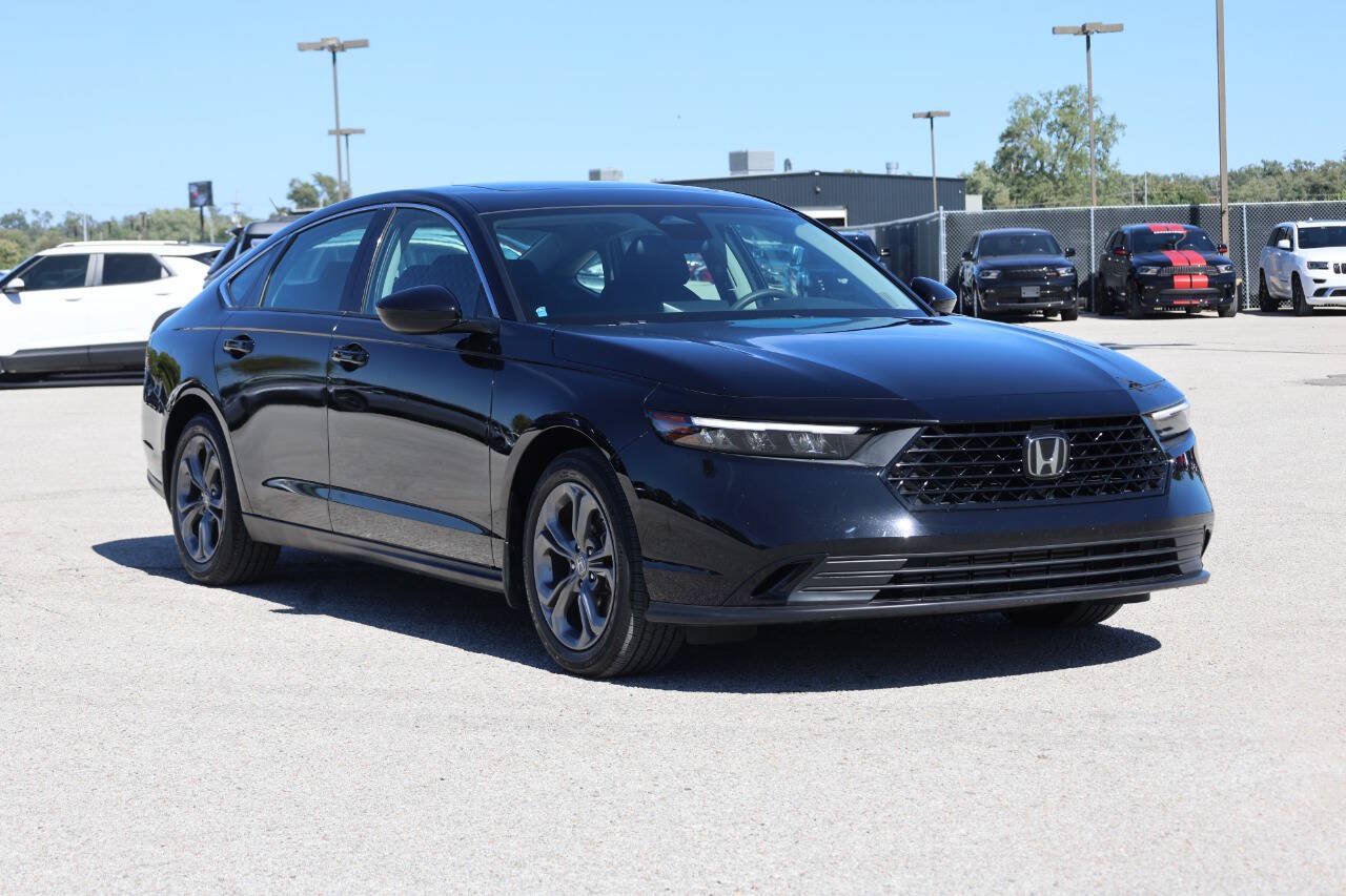 Used 2024 Honda Accord EX image 4