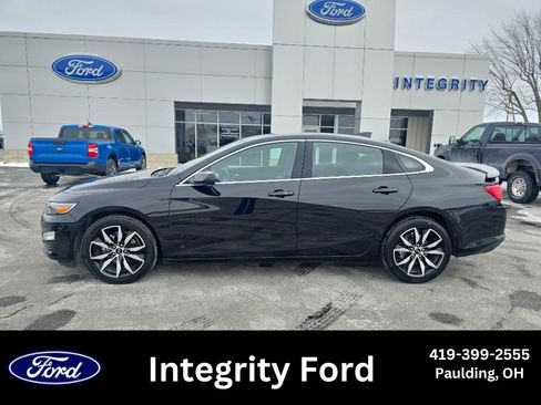 Used 2024 Chevrolet Malibu RS image 1