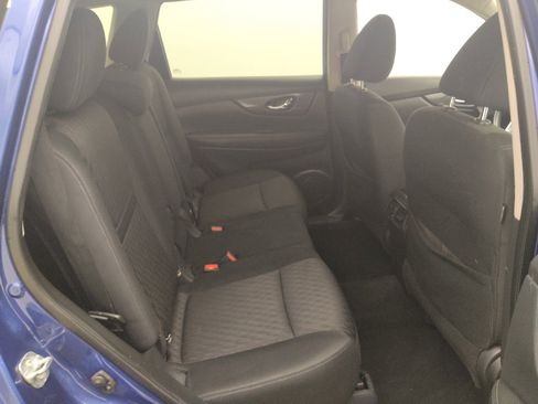 Used 2019 Nissan Rogue SV FWD image 19