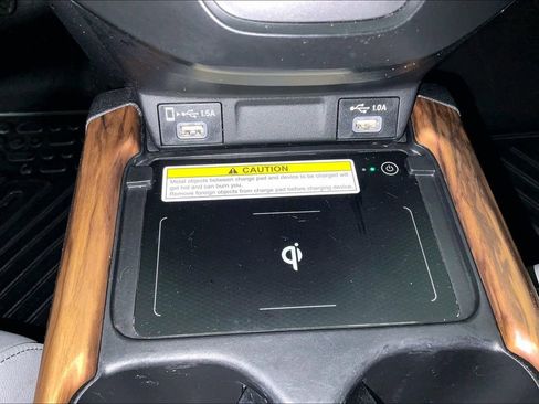 Used 2022 Honda CR-V Touring image 34