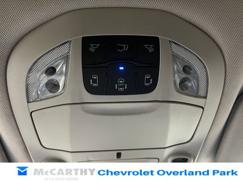 Used 2023 Chrysler Pacifica Limited image 25