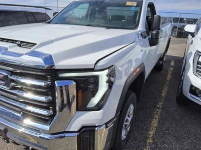 Used 2024 GMC Sierra 2500 SLE w/ SLE Convenience Package
