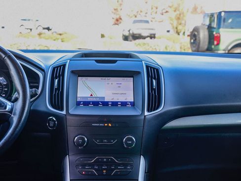 Used 2020 Ford Edge SEL w/ Convenience Package image 13