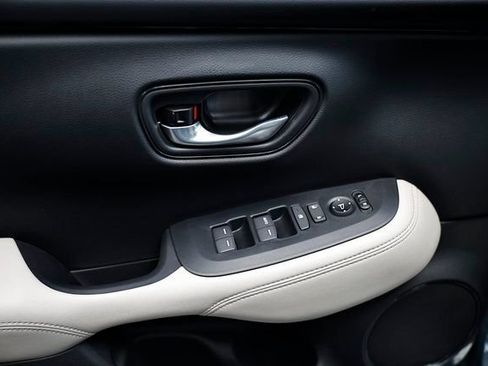 New 2027 Honda HR-V LX image 23