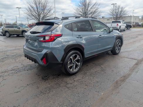 Used 2025 Subaru Crosstrek 2.0i Premium image 6