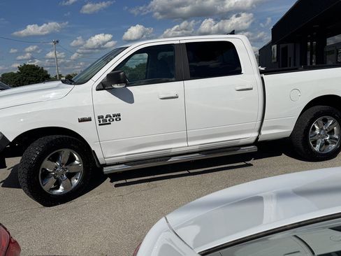 Used 2019 RAM 1500 Big Horn AWD/4WD image 5