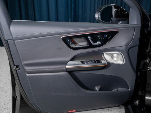 New 2026 Mercedes-Benz GLC 300 4MATIC image 12
