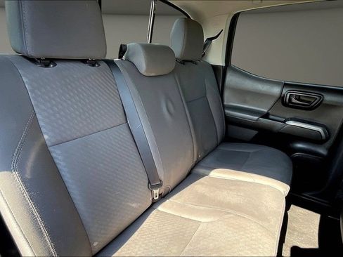Used 2021 Toyota Tacoma SR5 RWD image 30
