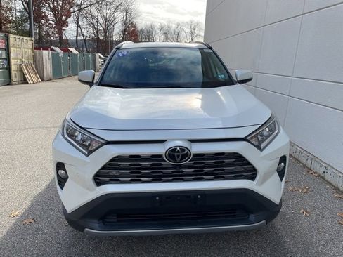 Certified 2019 Toyota RAV4 Limited image 3