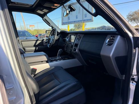 Used 2017 Ford Expedition Limited w/ Equipment Group 301A image 14