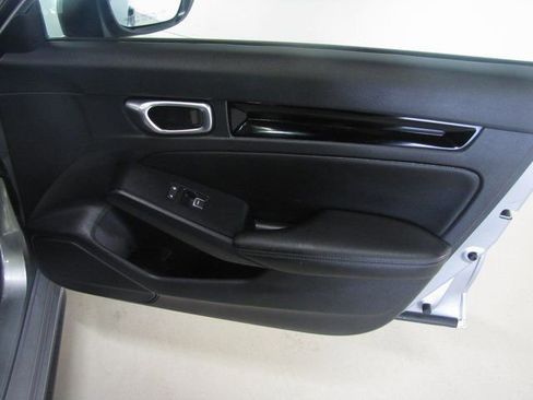 Certified 2023 Honda Civic EX-L image 19