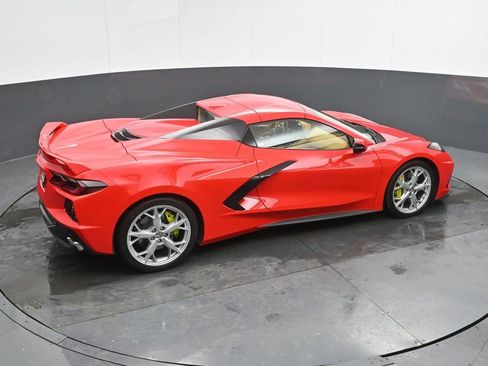 Used 2022 Chevrolet Corvette Stingray w/ Z51 Performance Package image 32