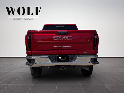 Used 2025 GMC Sierra 2500 SLT w/ SLT Premium Package AWD/4WD image 4