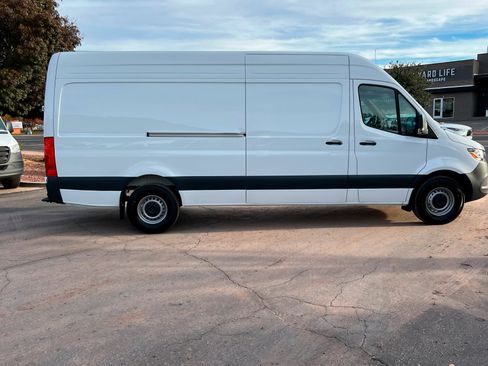 New 2026 Mercedes-Benz Sprinter 2500 image 6