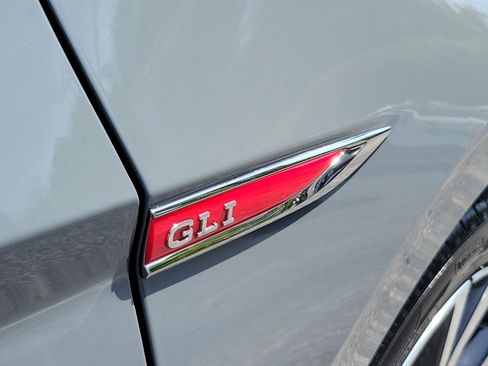 Certified 2023 Volkswagen Jetta GLI Autobahn FWD image 9