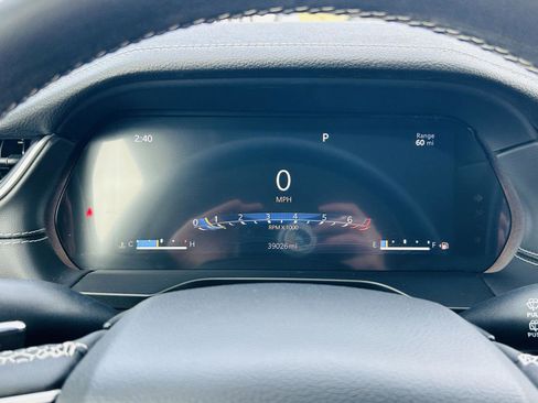 Used 2023 Jeep Grand Cherokee L Limited w/ Luxury Tech Group II image 22