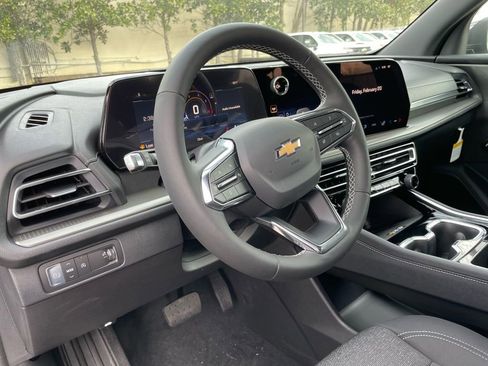 New 2026 Chevrolet Traverse LT image 10
