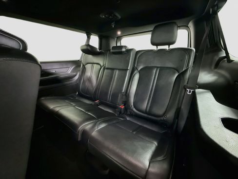 Used 2024 Jeep Wagoneer L Series II RWD image 41