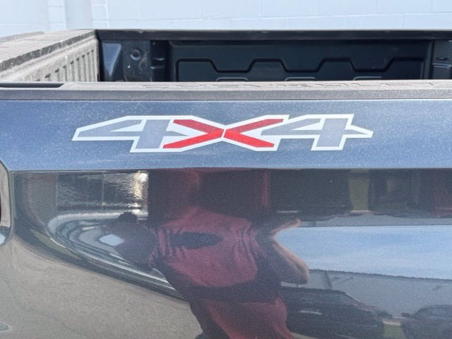 Used 2021 Chevrolet Silverado 1500 LT AWD/4WD image 15