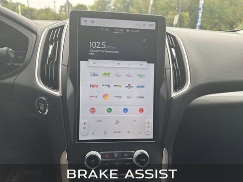 Used 2024 Ford Edge SEL image 6