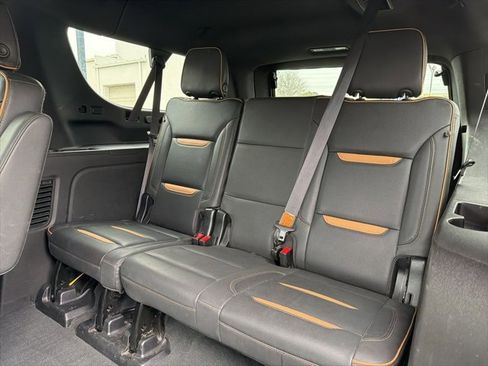 Used 2023 GMC Yukon XL AT4 w/ Technology Package image 30