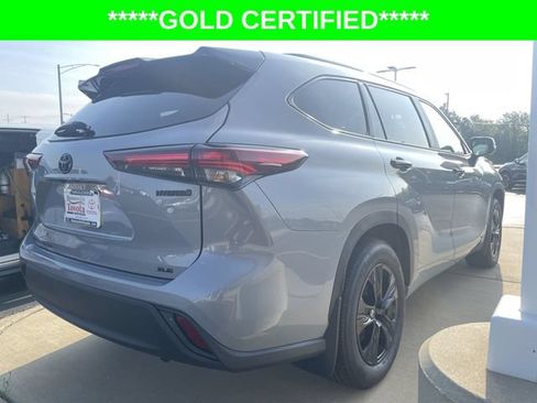 Certified 2024 Toyota Highlander XLE AWD/4WD image 35