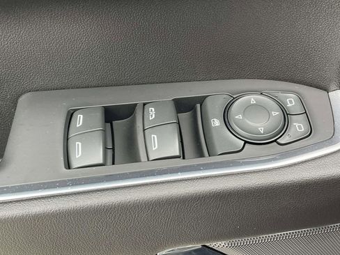 Used 2023 Chevrolet Silverado 1500 RST w/ LPO, Dark Essentials Package AWD/4WD image 17