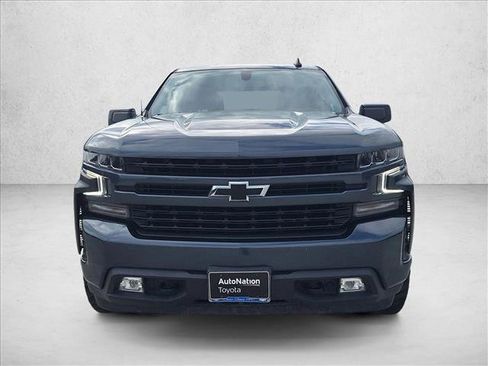 Used 2022 Chevrolet Silverado 1500 RST image 2