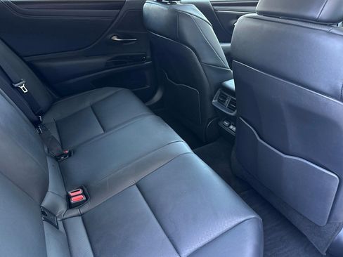 Certified 2025 Lexus ES 300h ES 300h w/ Premium Package image 30