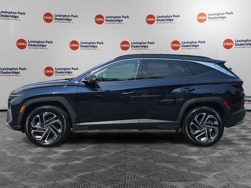 Used 2025 Hyundai Tucson Limited AWD/4WD image 4