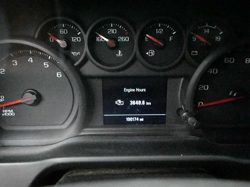 Used 2022 Chevrolet Silverado 1500 Custom AWD/4WD image 10