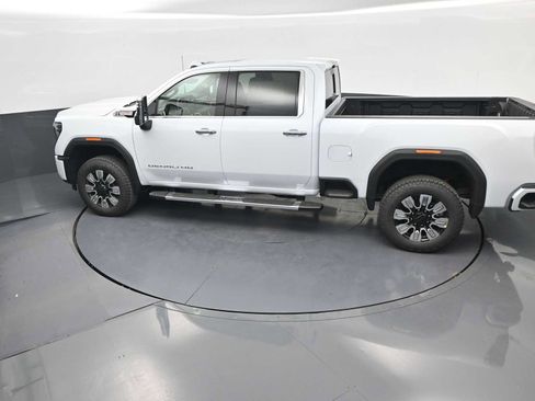 New 2026 GMC Sierra 2500 Denali w/ Technology Package AWD/4WD image 26