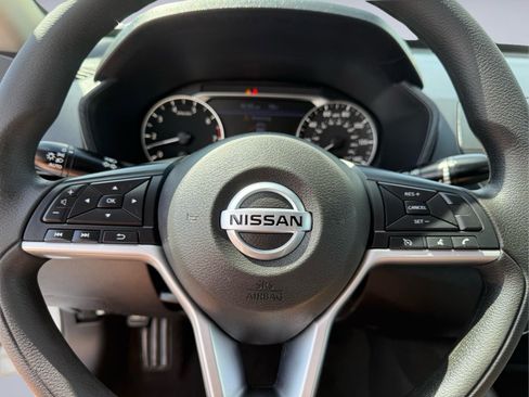 Used 2022 Nissan Altima 2.5 SV FWD image 28