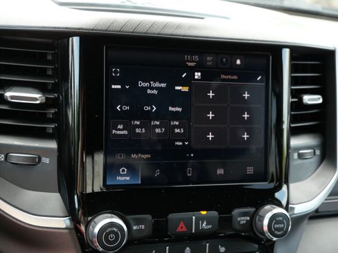 Used 2025 RAM 1500 Big Horn AWD/4WD image 23