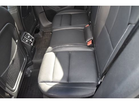 Certified 2025 Volvo XC40 B5 Core w/ Protection Package Premier image 15