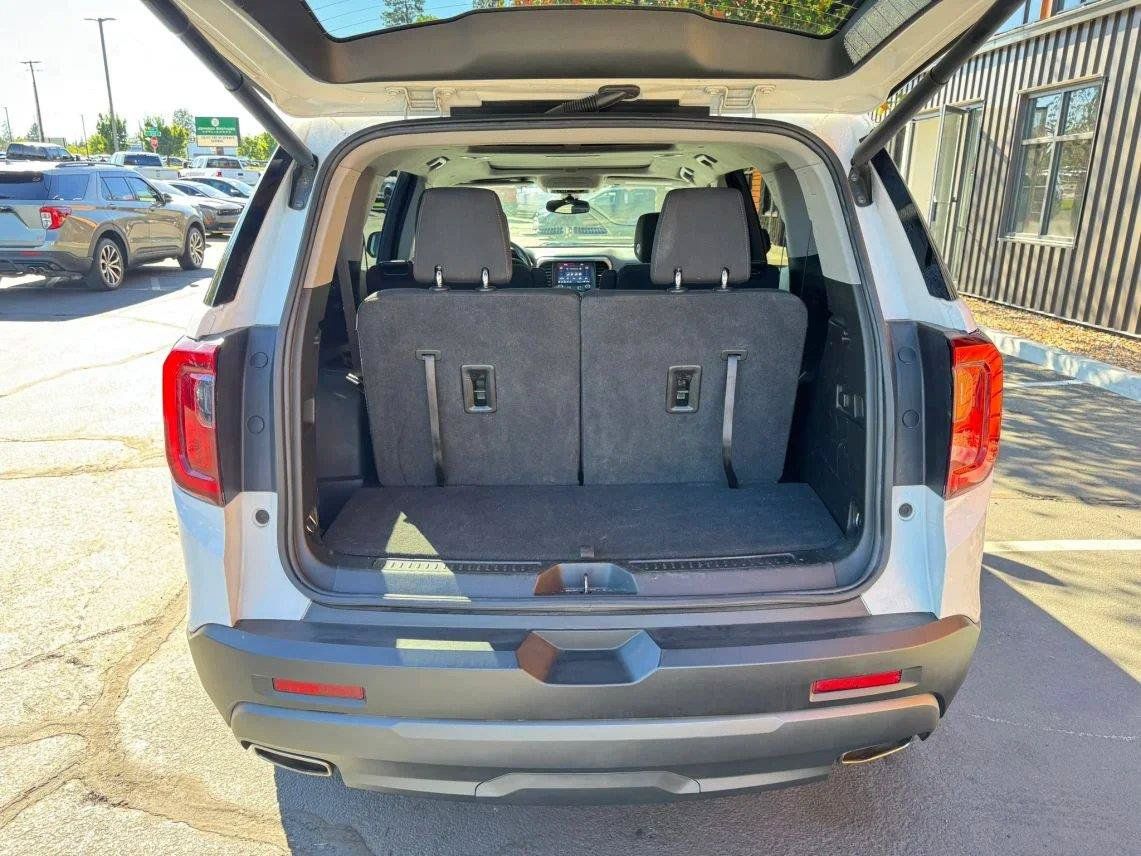 Used 2023 GMC Acadia AT4 AWD/4WD image 26