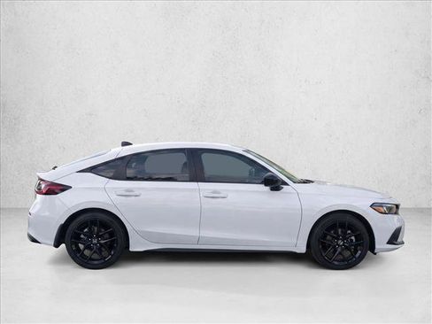 Used 2025 Honda Civic Sport image 8
