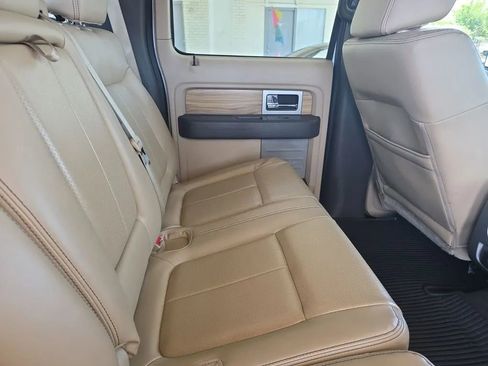 Used 2011 Ford F150 Lariat w/ Lariat Chrome Pkg RWD image 26