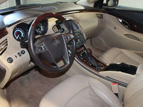 Used 2012 Buick LaCrosse Touring image 6