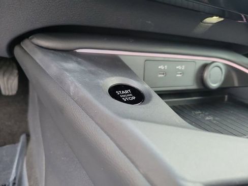 New 2026 Nissan Sentra SR w/ Floor Mat Package FWD image 21