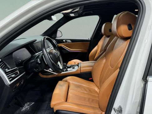 Used 2021 BMW X7 xDrive40i w/ Premium Package image 31