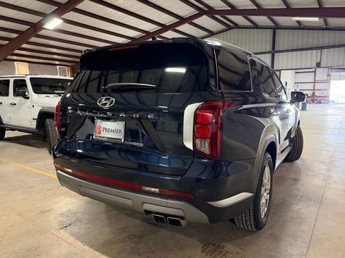 Used 2024 Hyundai Palisade SEL FWD image 6