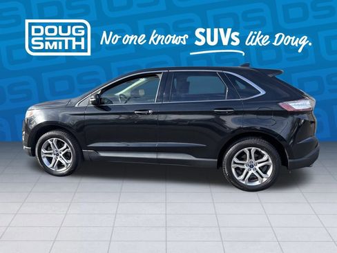 Used 2015 Ford Edge Titanium image 2