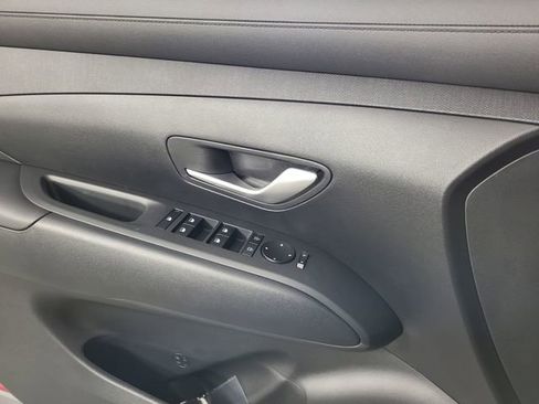 Certified 2025 Hyundai Tucson SEL AWD/4WD image 14