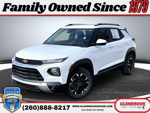 Used 2022 Chevrolet TrailBlazer LT w/ Convenience Package image 1